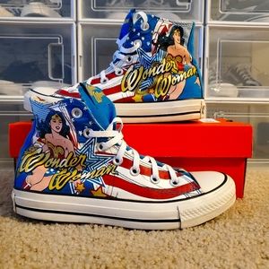 **RARE!! CONVERSE HIGHTOPS WONDER WOMAN. WMNS SIZE 7. ONLY WORN A FEW TIMES